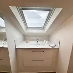 Appartement Forum Champagne Grand T2 Climatisé Vue Cathédrale Reims