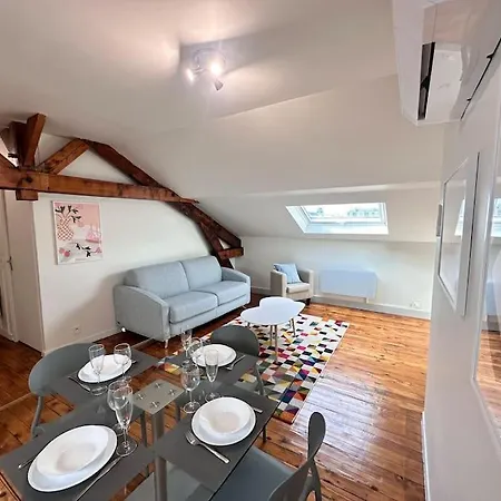 Apartment Forum Champagne Grand T2 Climatise Vue Cathedrale Reims