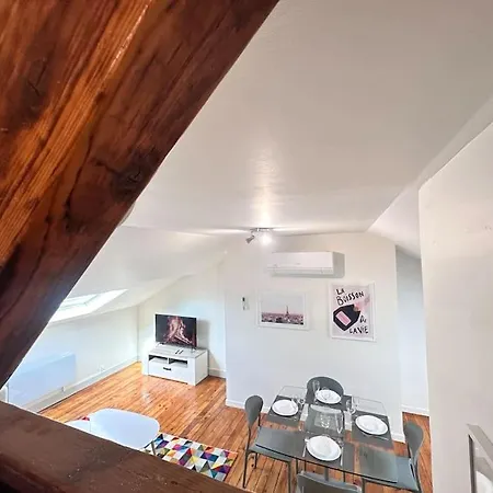 Forum Champagne Grand T2 Climatisé Vue Cathédrale Apartamento Reims