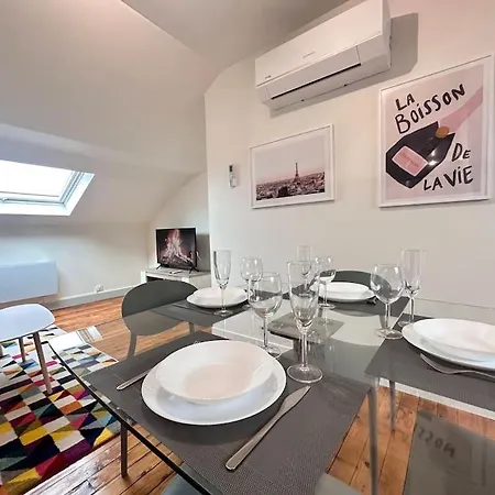 Apartment Forum Champagne Grand T2 Climatise Vue Cathedrale Reims