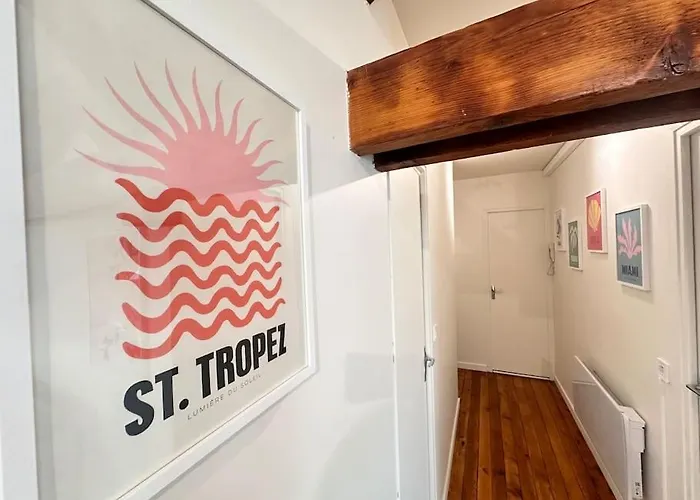 Forum Champagne Grand T2 Climatise Vue Cathedrale *